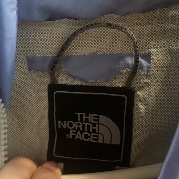 North Face rain jacket - Picture 3 of 6